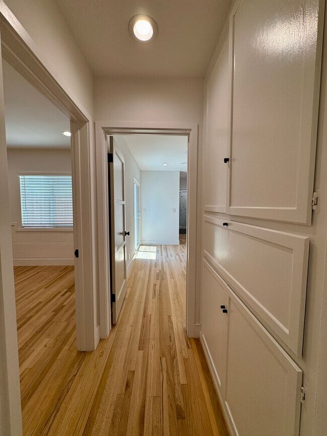 Building Photo - Turnkey Home
