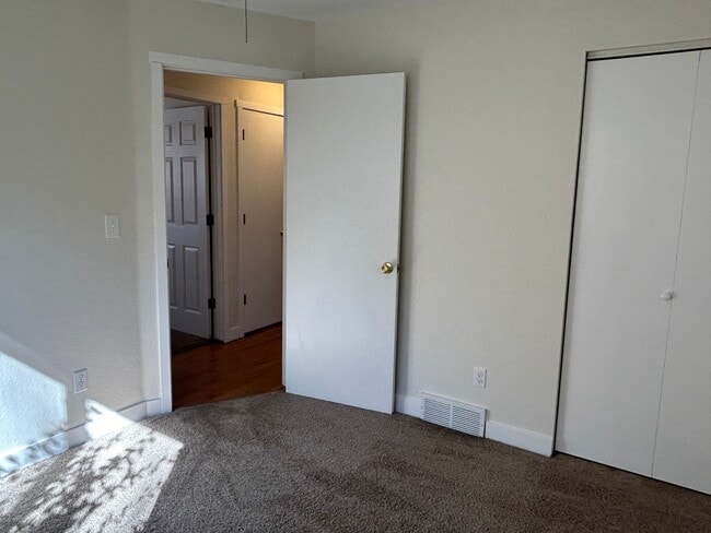 Building Photo - Spacious 3BR Home with Garage in Great Loveland Location