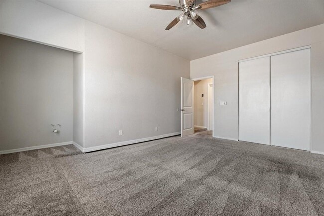 Building Photo - 1423 S Newberry Ln