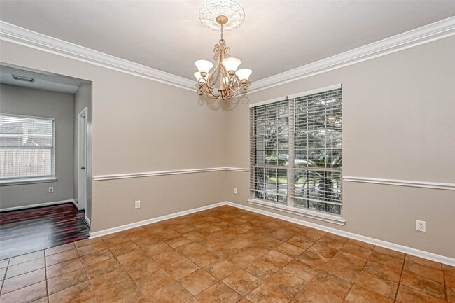 Building Photo - 4026 N Barnett Way