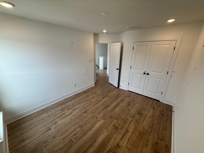 Building Photo - 15390 Oasis Sun Aly