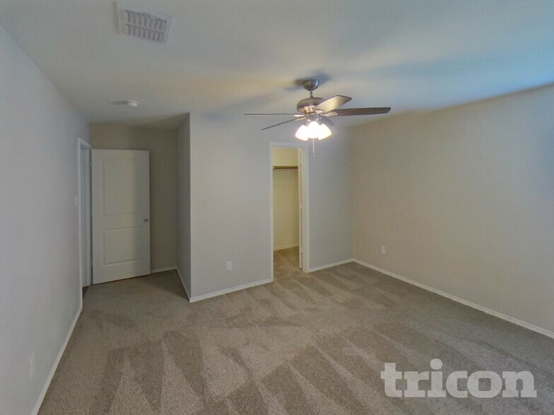 Building Photo - 1805 Westfall Dr