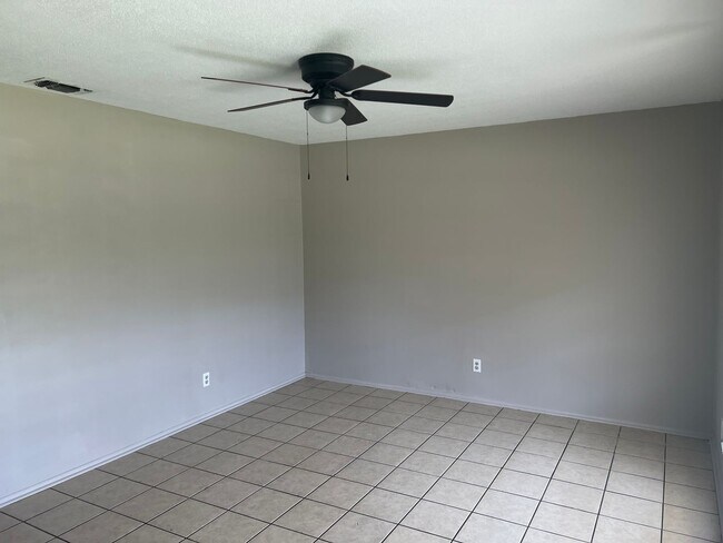 Building Photo - 600 Palmetto St
