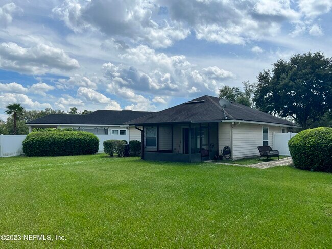 Building Photo - 4078 Pebble Brooke Circle South