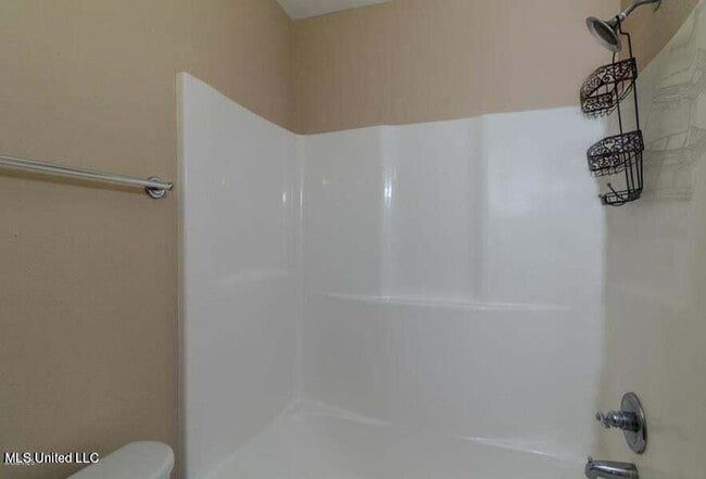 Building Photo - LONG BEACH SCHOOLS - 3 BED, 2 BATH BRICK HOME