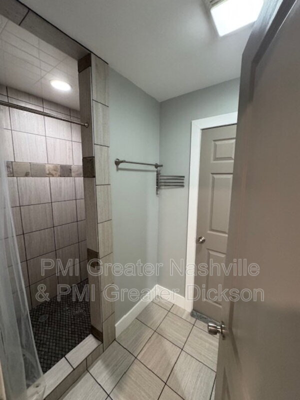 Building Photo - 1711 Golf St