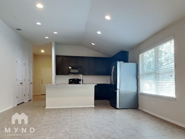 Building Photo - 20216 Boggy Ford Rd