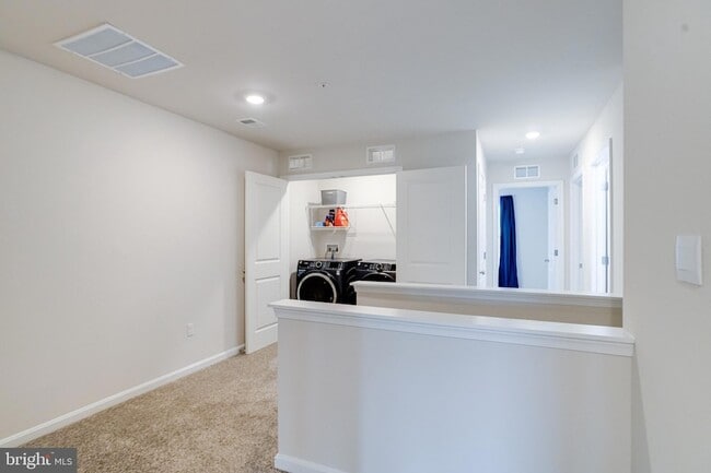 Building Photo - 148 Correri St