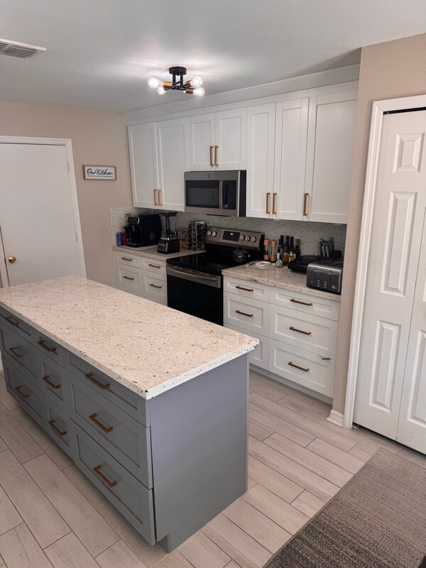 Building Photo - 11317 Ivy Flower Loop