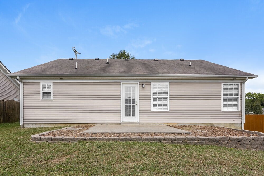 Building Photo - 7140 S Hampton Blvd