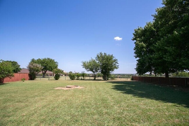 Building Photo - 8 Canyon Bluff Ct