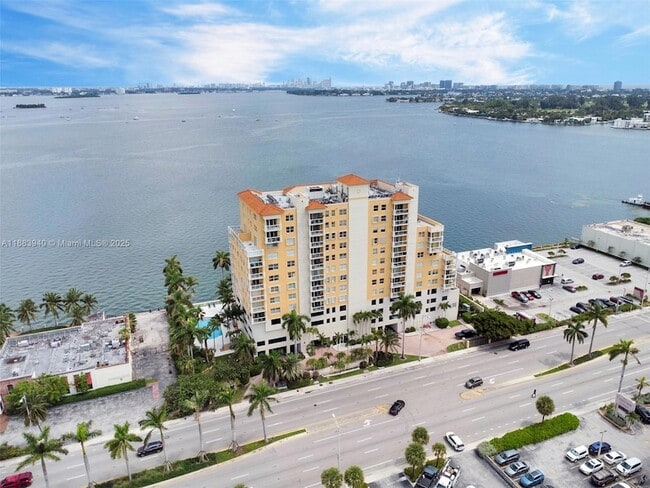 Building Photo - 1625 John F Kennedy Causeway