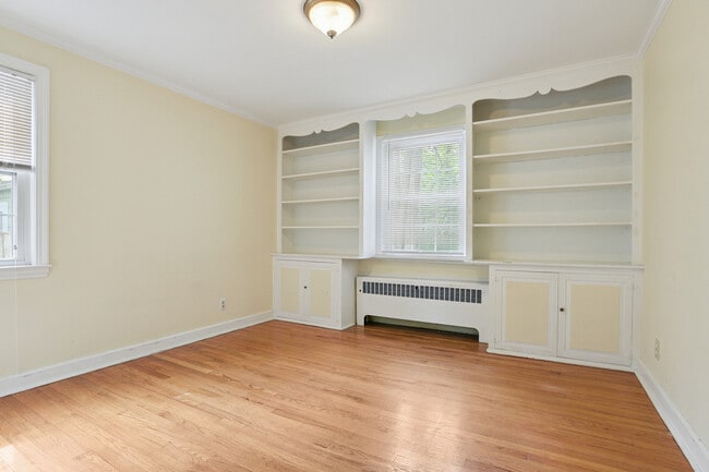 Building Photo - 1110 Trout Brook Dr