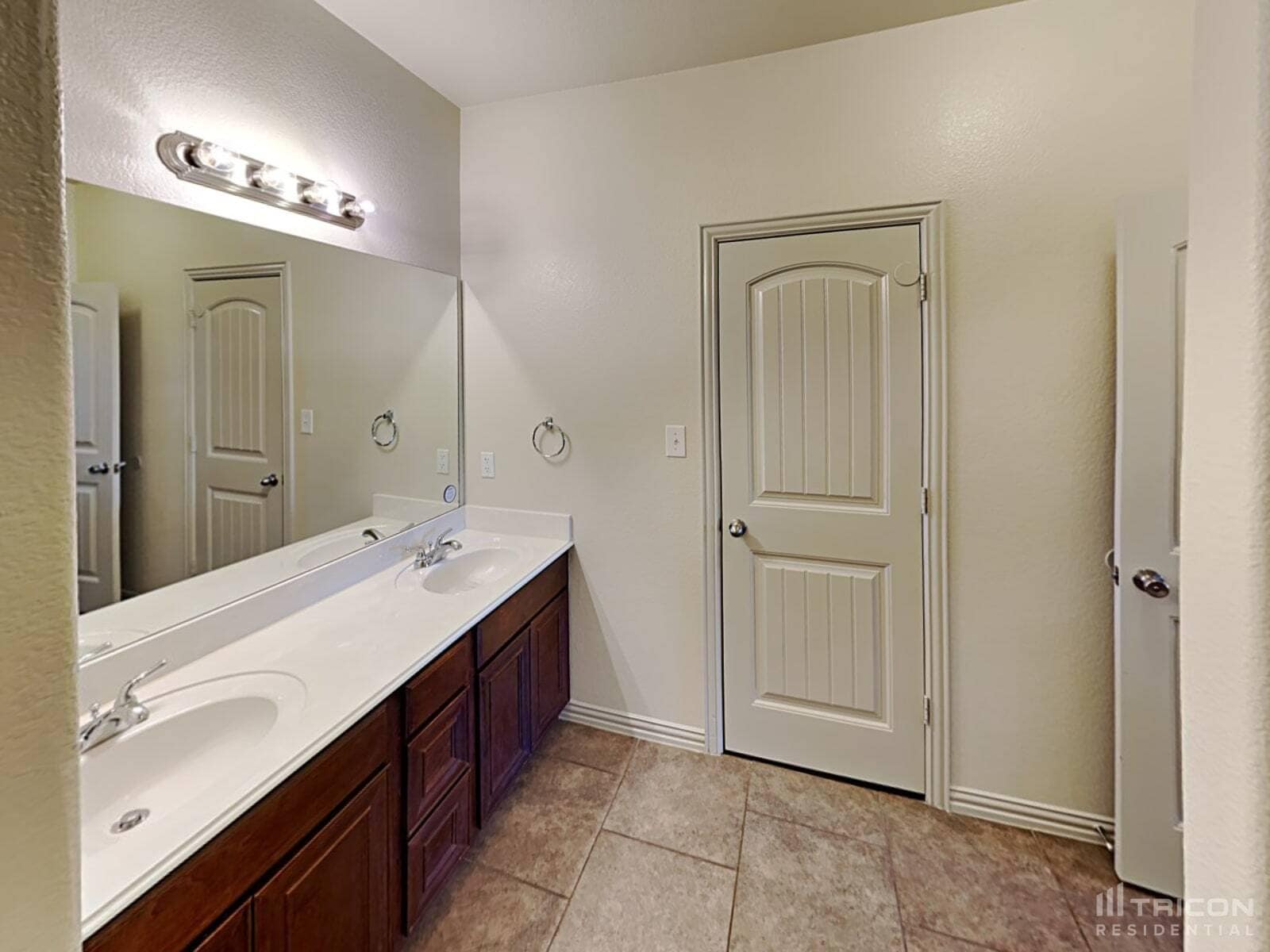 Building Photo - 12432 Hunters Mill Trail