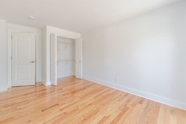Building Photo - 5630 Pershing Ave