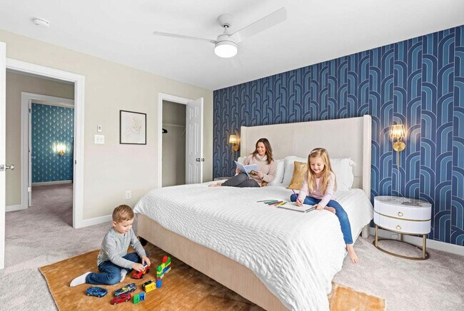 Building Photo - 2400 Hinton St