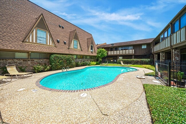 Building Photo - 2574 Marilee Ln