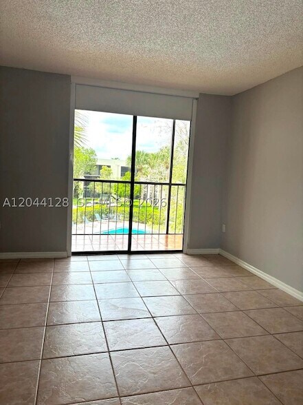 Building Photo - 8025 SW 107th Ave