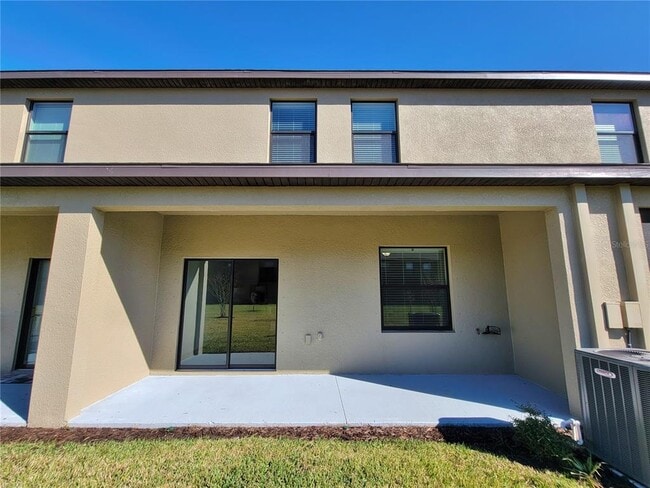 Building Photo - 16922 Red Brick Ln