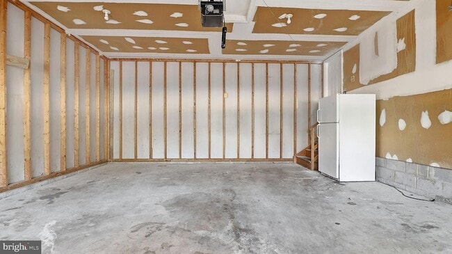 Building Photo - 14101 Kathleen Ln