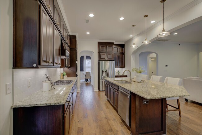 Building Photo - 10925 Preservation Park Dr