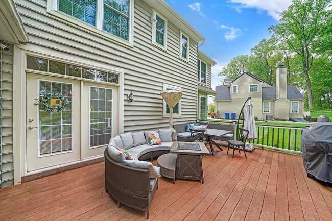 Building Photo - 4 Bedroom 4 Bath culdesac home in the Hart...
