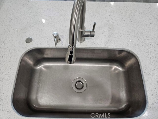 Building Photo - 1120 Nicklett Ave