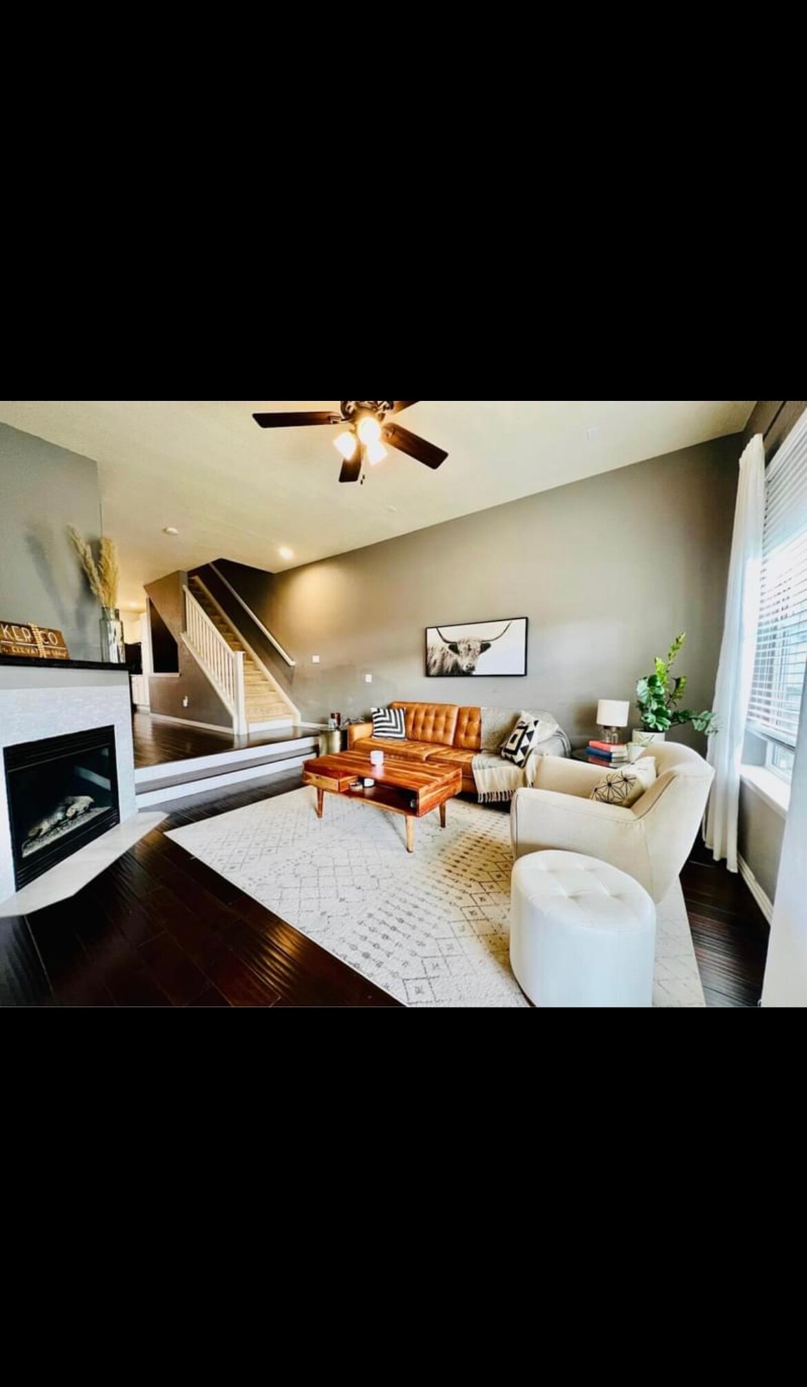 Building Photo - 9362 Amison Cir