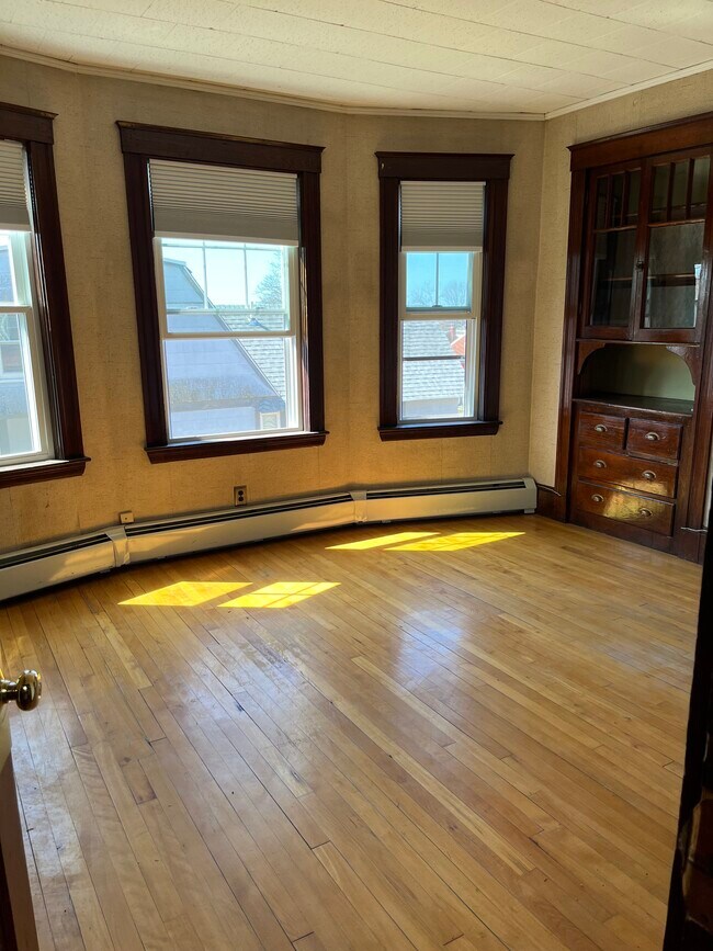 Dining room - 30 Fountain St