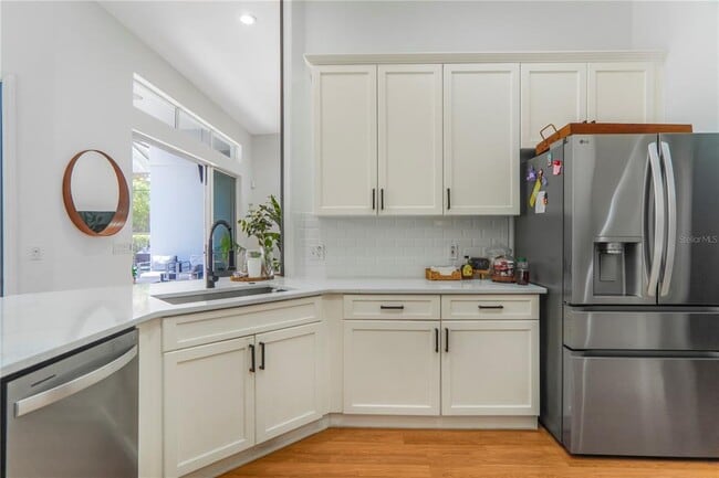 Building Photo - 2884 Majestic Isle Dr