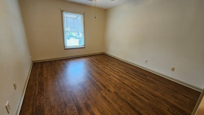 Building Photo - 91 Edgemont Ave