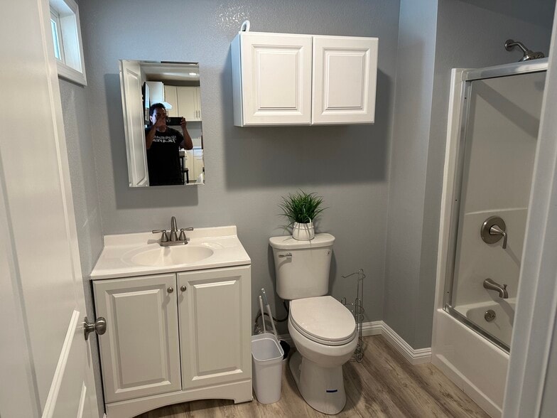 ALL NEW BATHROOM - 13601 Oxford Ct