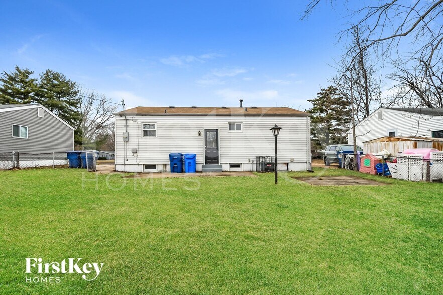 Building Photo - 2130 Grants Pkwy