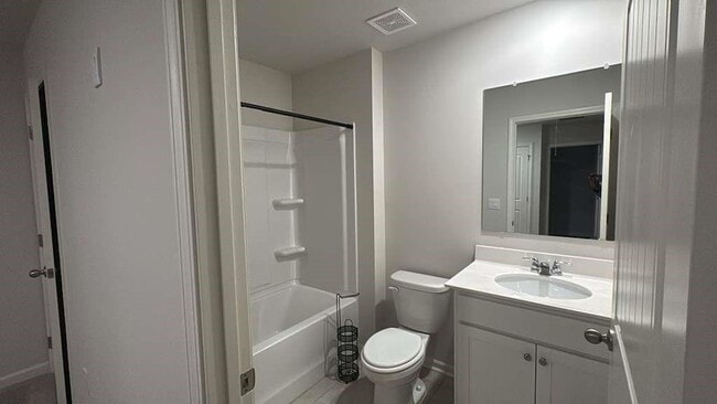 Building Photo - 2213 Blue Monarch Dr