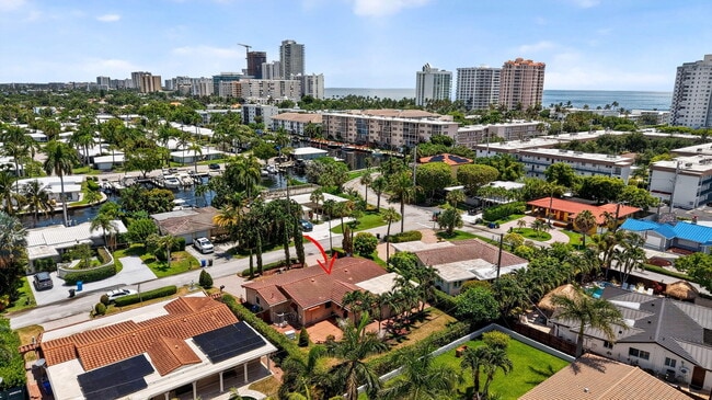 Building Photo - 2060 Tropic Isle