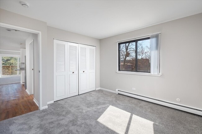 Building Photo - 708 W 65th St