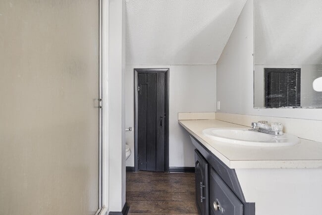 Building Photo - 3800 Memorial Blvd