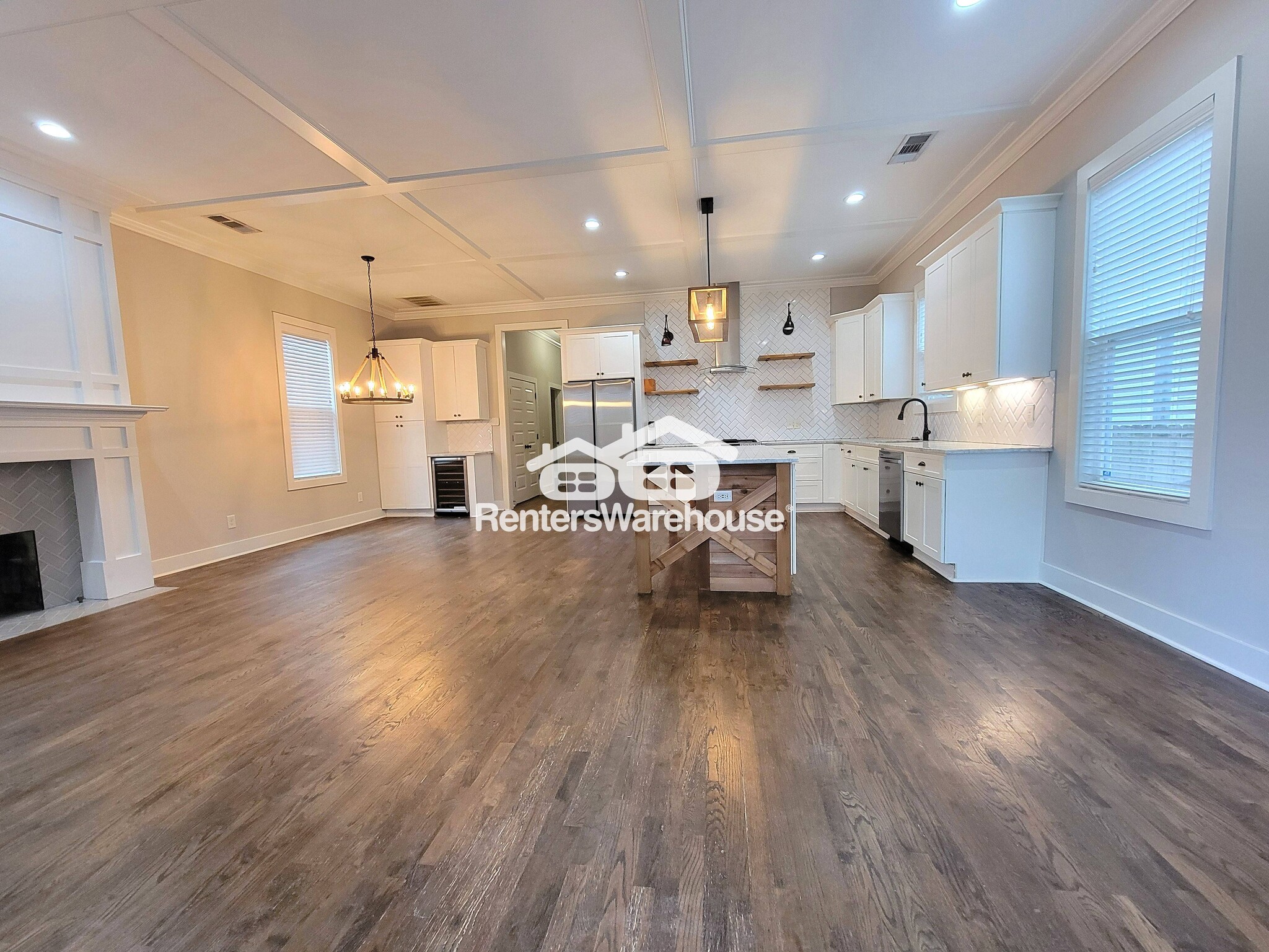 Building Photo - 1043 Fern Ave SE