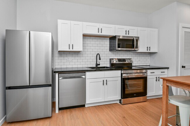 Building Photo - 505 W Grand St