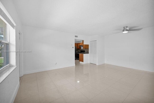 Building Photo - 6897 SW 7th St