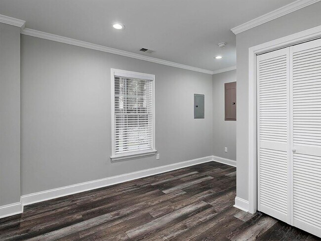 Building Photo - 4055 St Michelle Ln