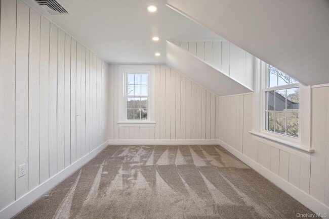 Building Photo - 6 Starr Ridge Rd