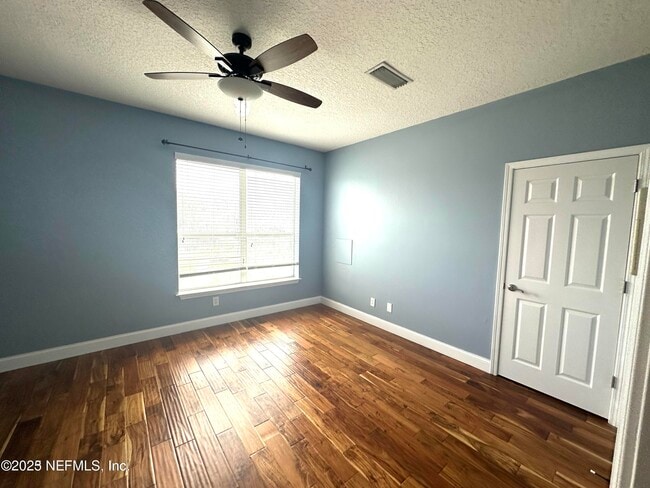 Building Photo - 4422 Capital Dome Dr