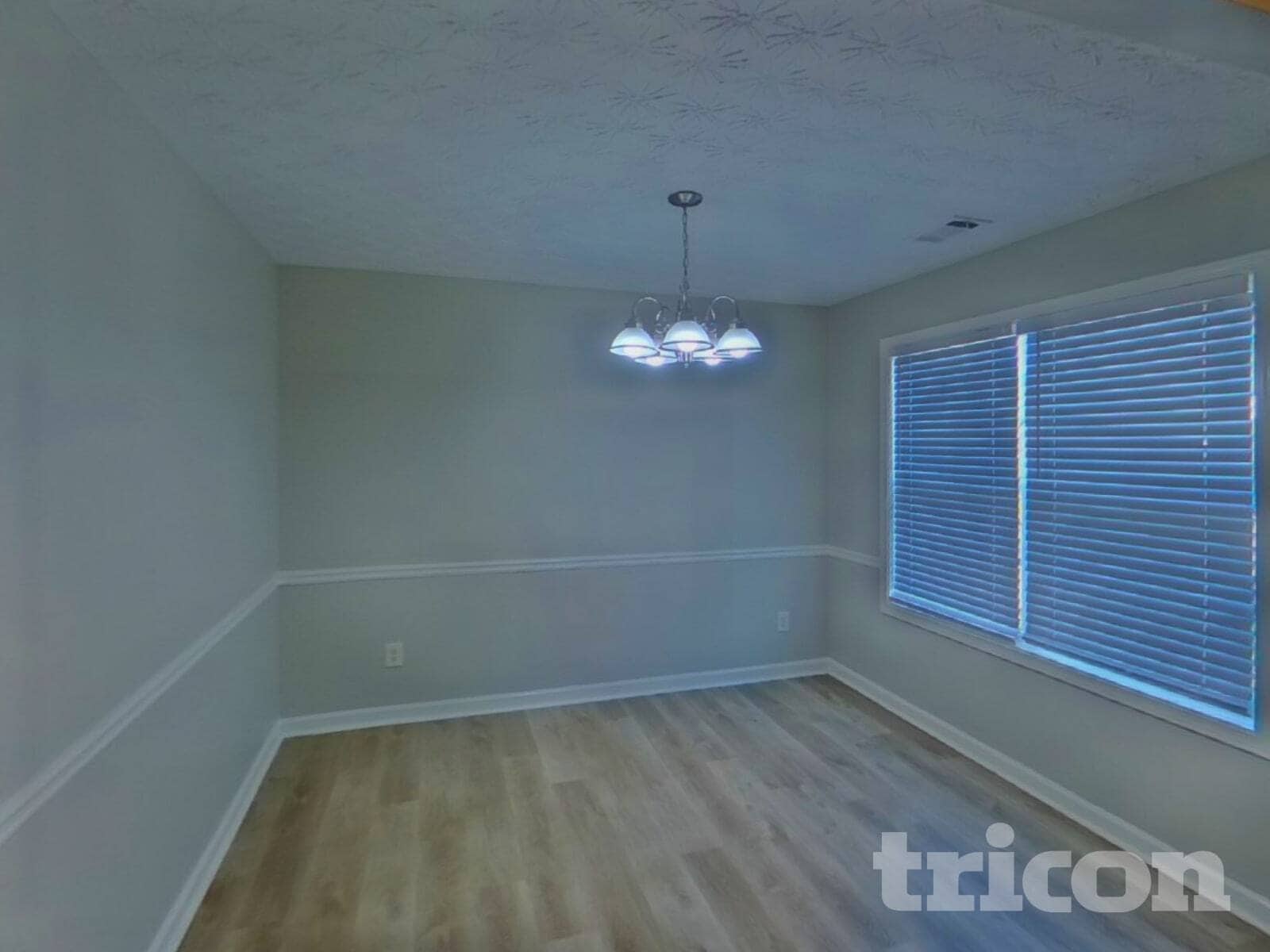 Building Photo - 305 Little Creek Rd SE