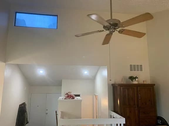 Building Photo - 197 Sugarwood Ln