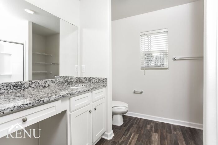 Building Photo - 401 Dawn Meadow Ct