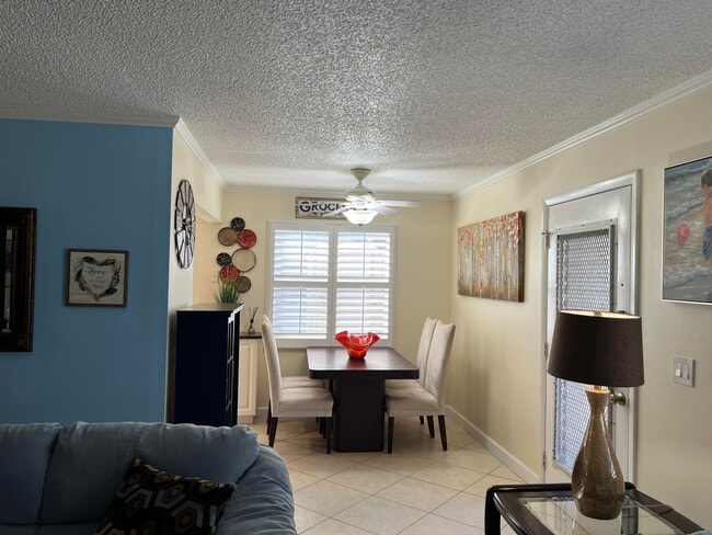 Building Photo - 183 Normandy Ln