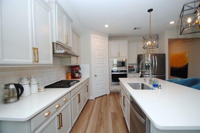 Building Photo - 24818 Harvest Elm Ct