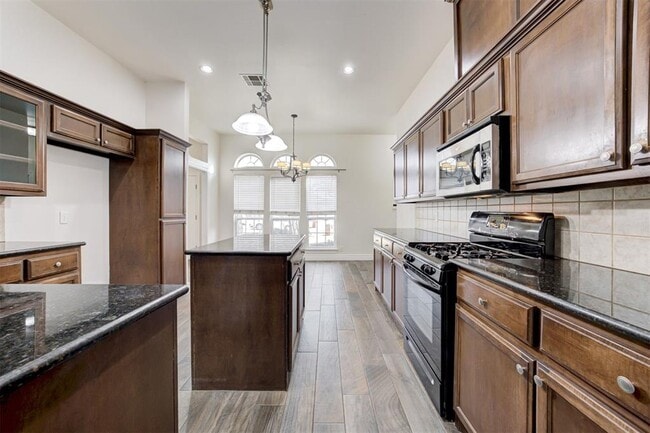 Building Photo - 1708 NW 161st Cir