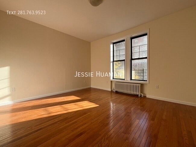 Building Photo - 53 W 72nd St